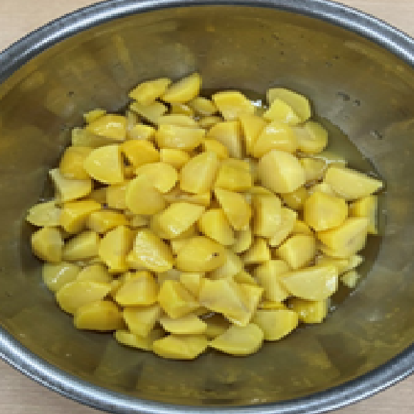 栗水煮（中国産）1/4カット