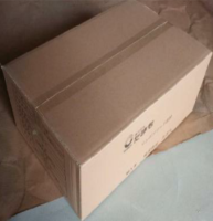 中国産黄桃シラップ漬け（ダイスカット）1号缶